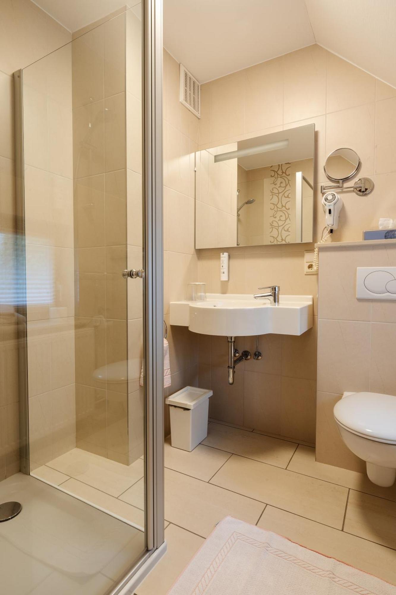 Hotel Steineweiher St. Vith Ngoại thất bức ảnh